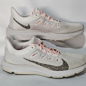 Nike Quest 2 White/Pink Running Shoes Women's Size 9
